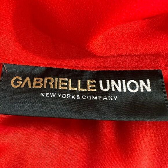 NEW YORK & COMPANY GABRIELLE UNION Women's Cut Out Mock Neck Blouse Red Small - Picture 3 of 16
